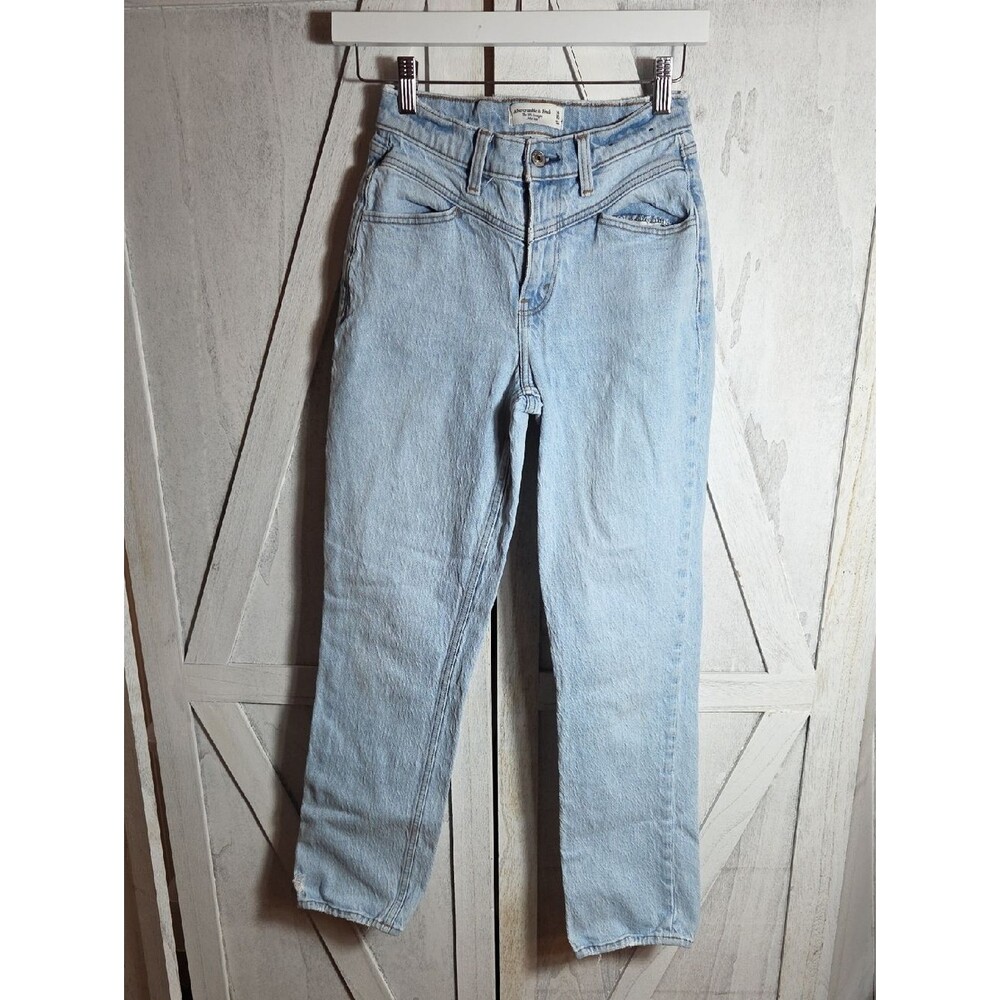 Abercrombie & Fitch The '90s Straight Mid Rise Jeans Size 00